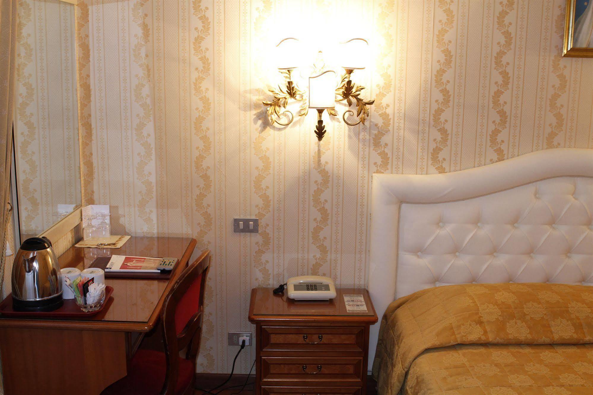 Hotel Eliseo Roma Dış mekan fotoğraf